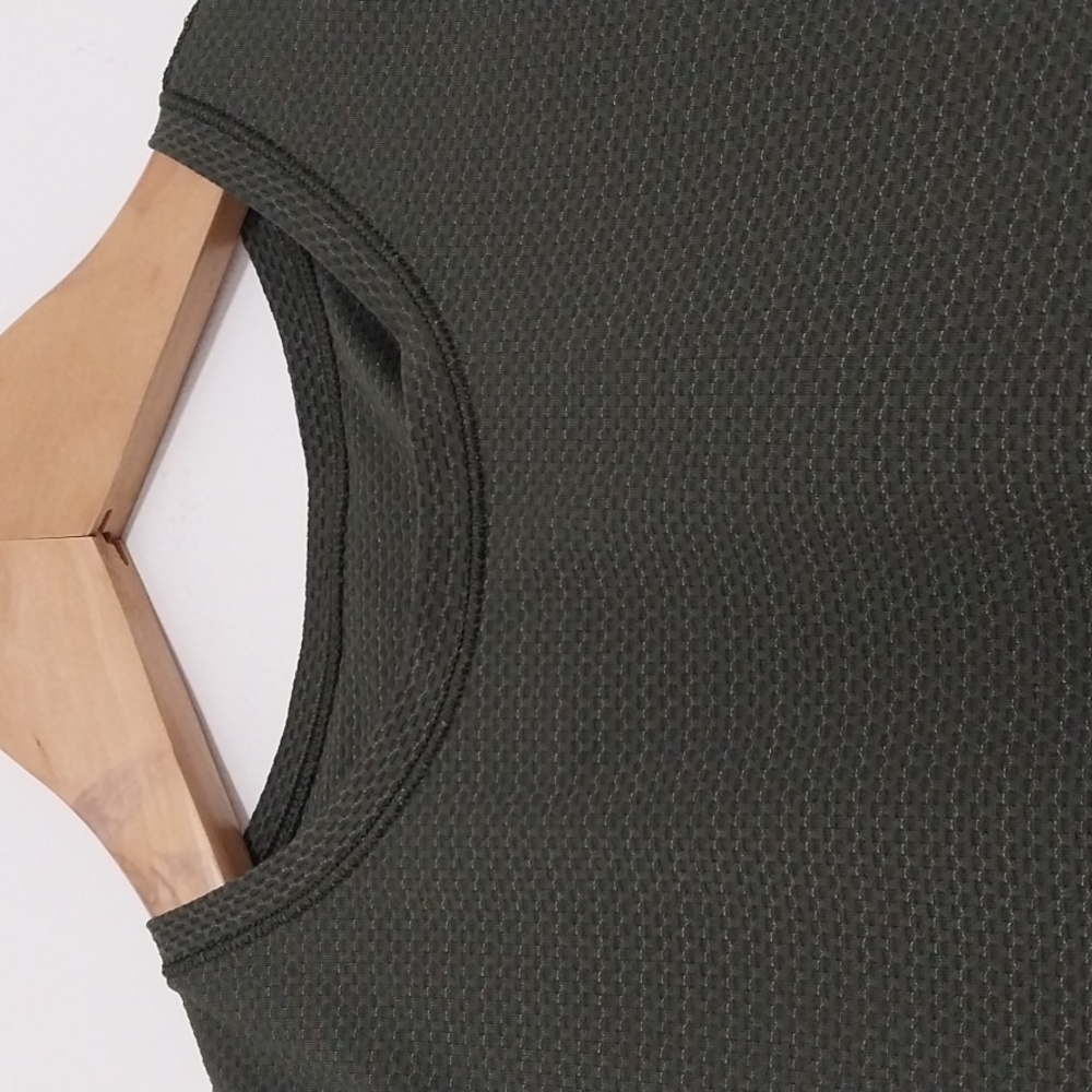 Lululemon Fast As Light Muscle Tank - Picture 2 of 7